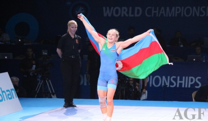 Mariya Stadnik ikinci dəfə dünya çempionu oldu - 10 ildən sonra!